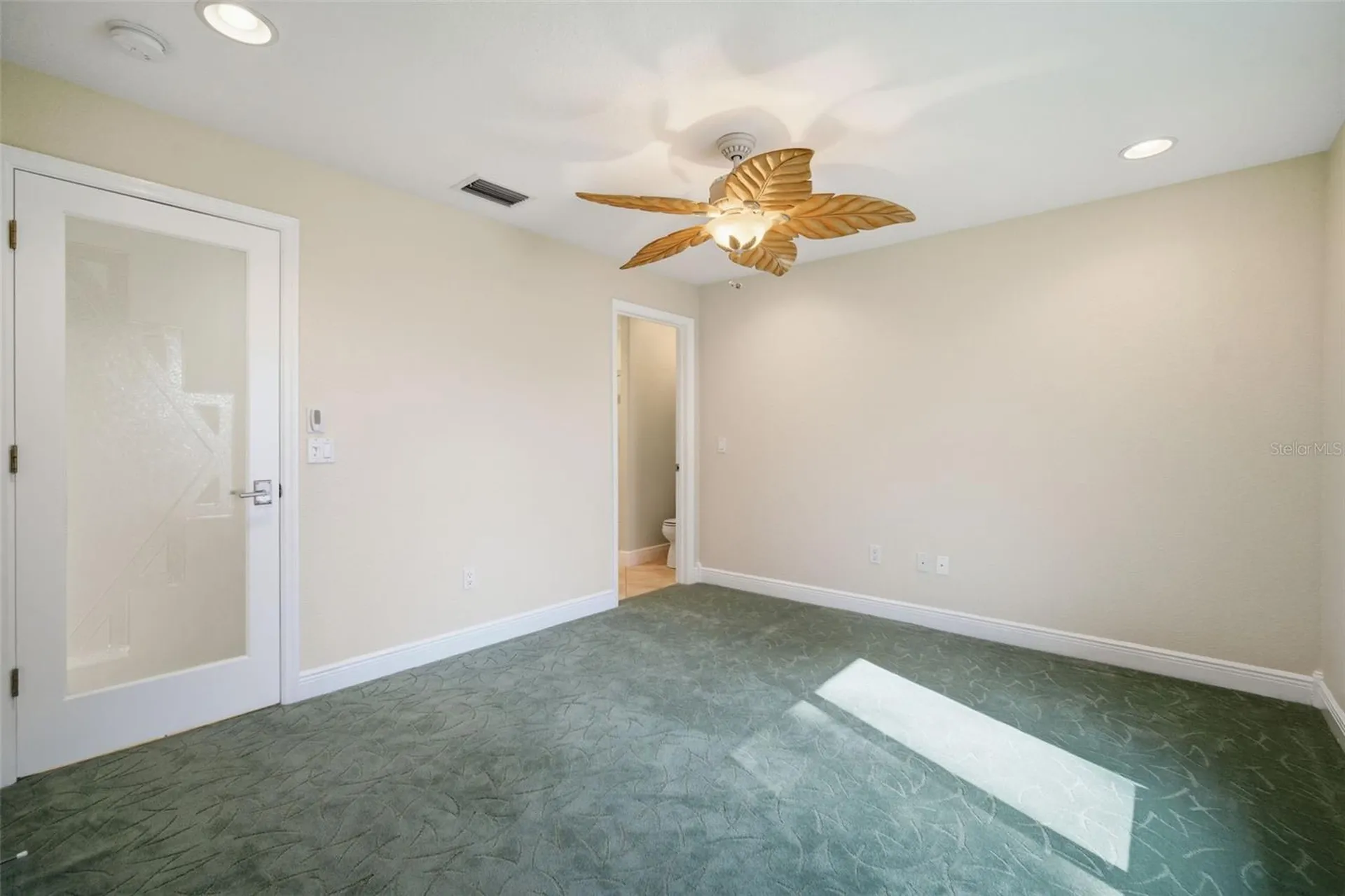 773 Kingston Court Apollo Beach FL 33572