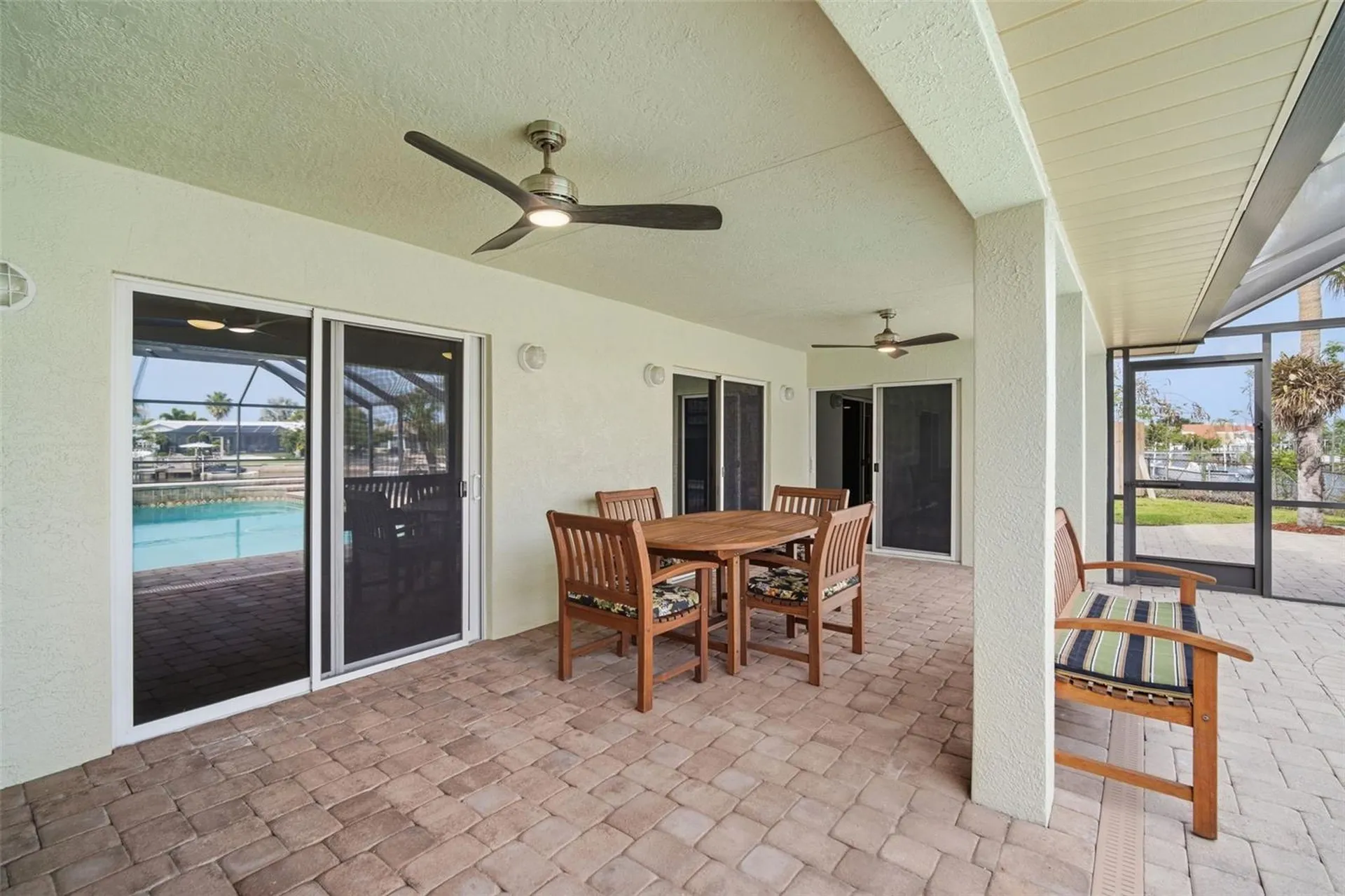 773 Kingston Court Apollo Beach FL 33572