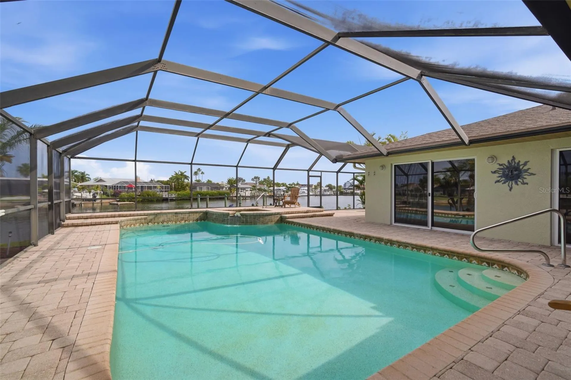 773 Kingston Court Apollo Beach FL 33572