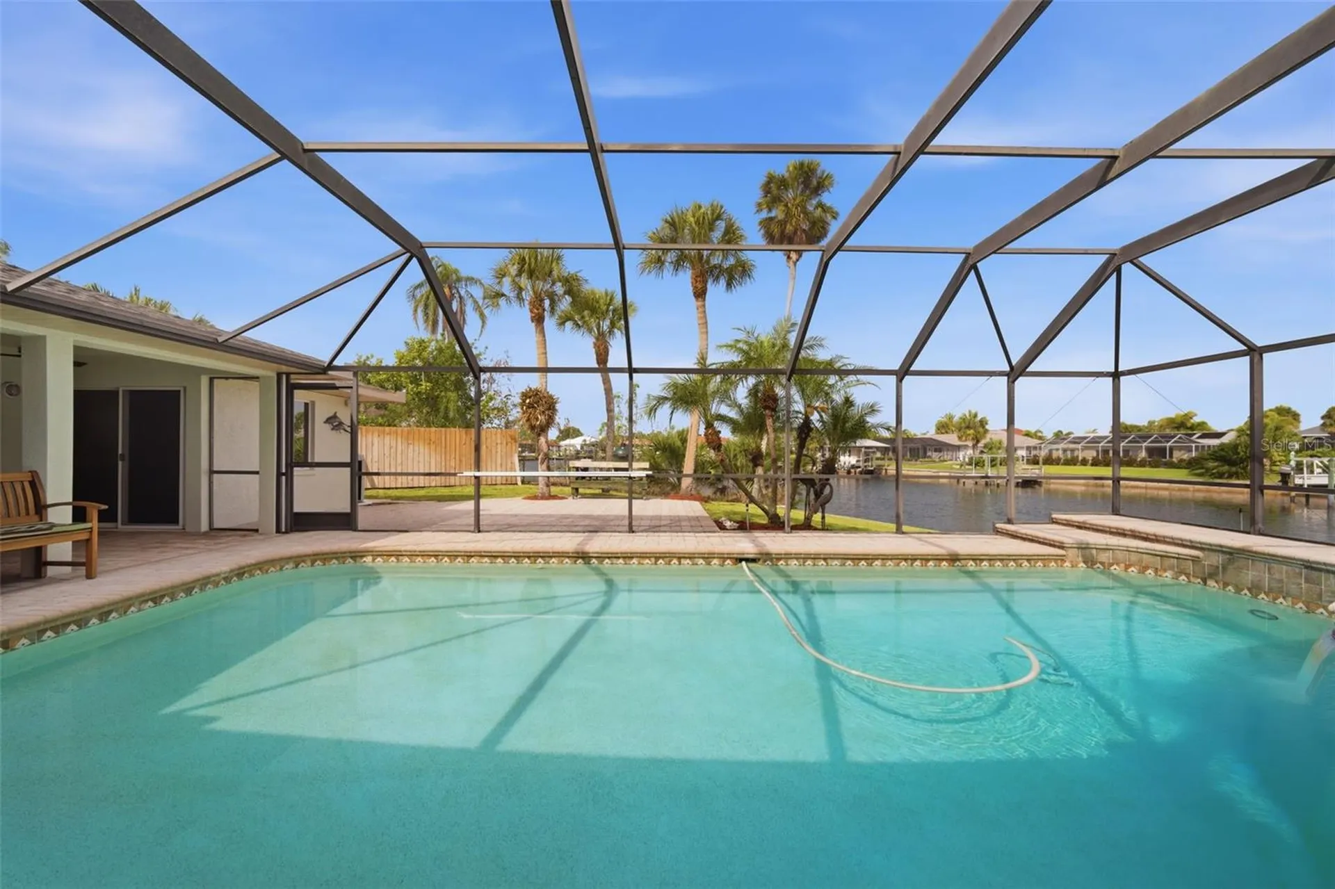 773 Kingston Court Apollo Beach FL 33572