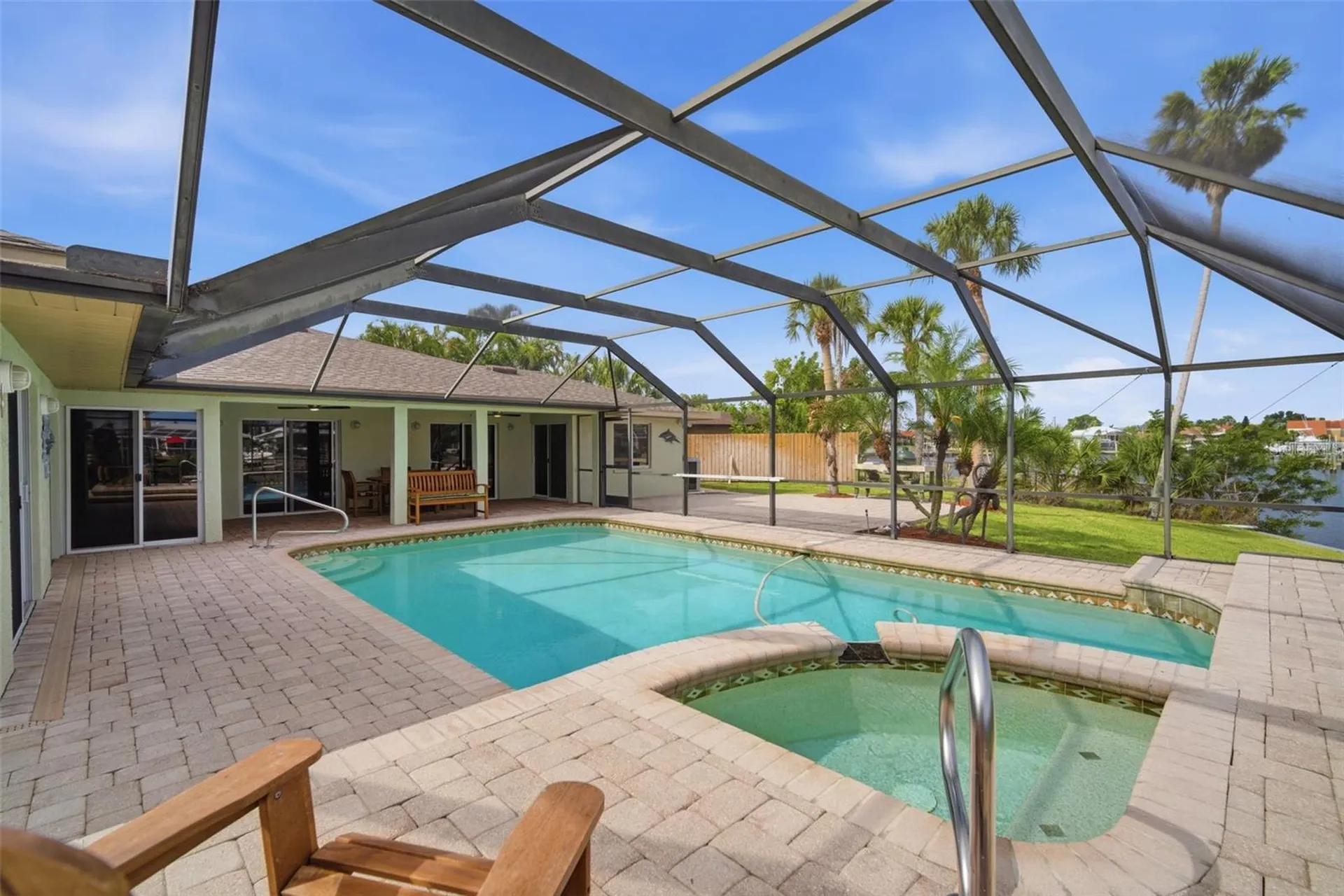 773 Kingston Court Apollo Beach FL 33572