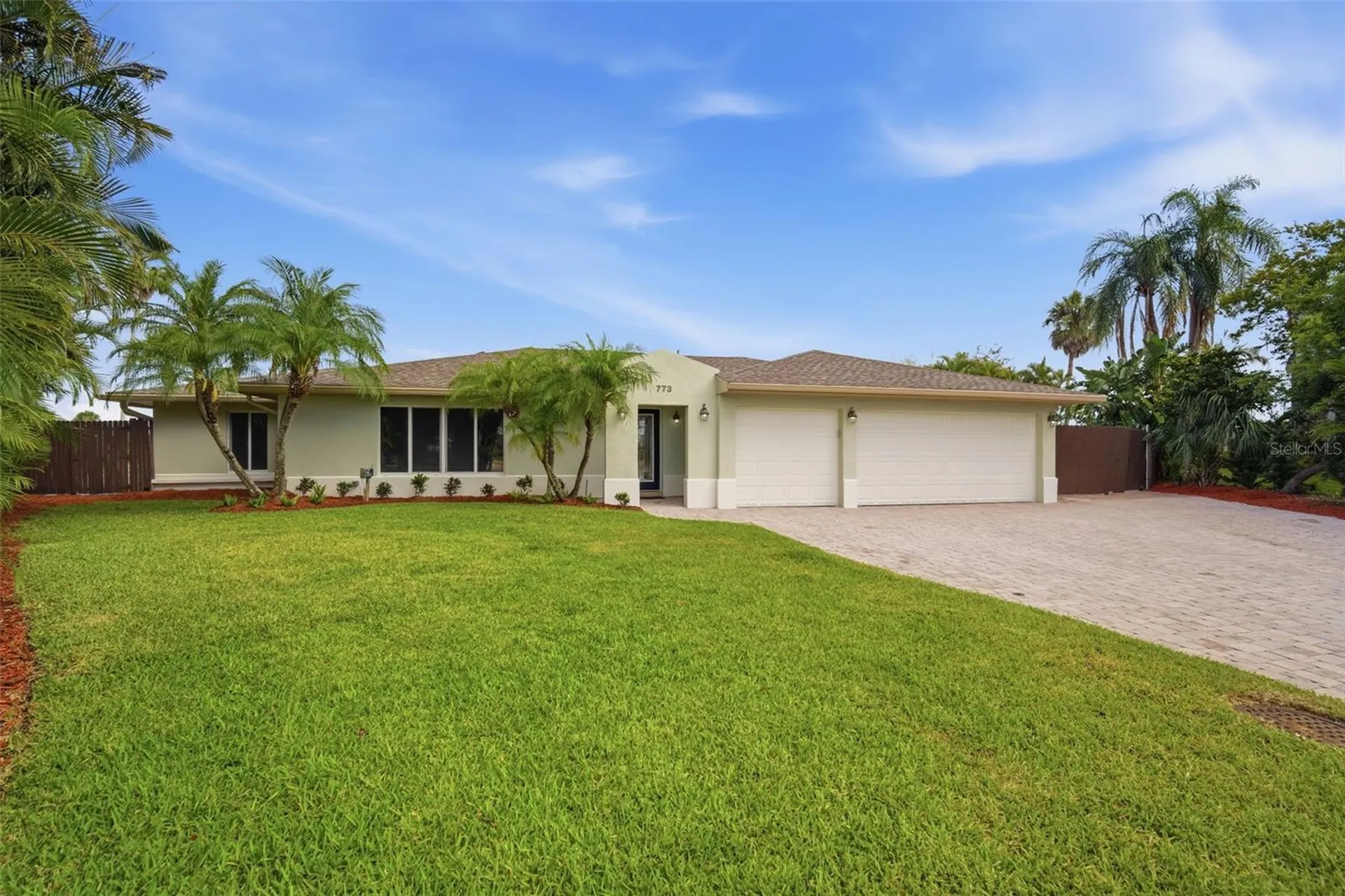 773 Kingston Court Apollo Beach FL 33572