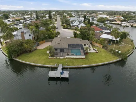 773 Kingston Court Apollo Beach FL 33572