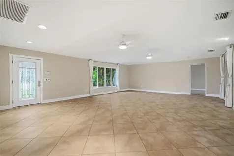 773 Kingston Court Apollo Beach FL 33572