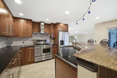 773 Kingston Court Apollo Beach FL 33572