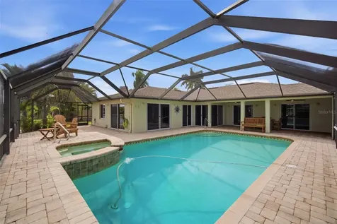 773 Kingston Court Apollo Beach FL 33572
