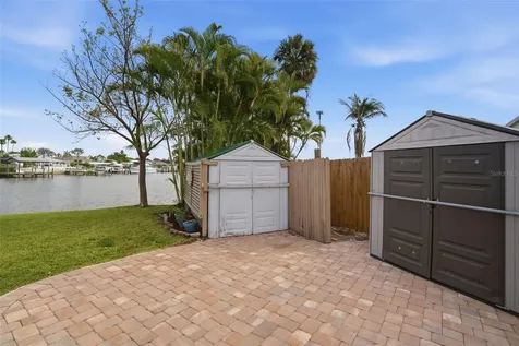773 Kingston Court Apollo Beach FL 33572