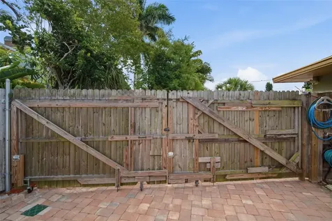773 Kingston Court Apollo Beach FL 33572