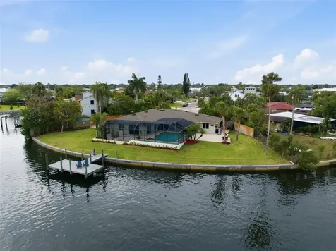 773 Kingston Court Apollo Beach FL 33572