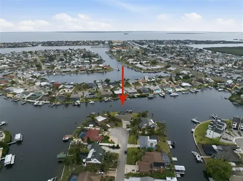 773 Kingston Court Apollo Beach FL 33572