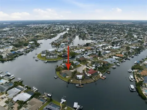 773 Kingston Court Apollo Beach FL 33572