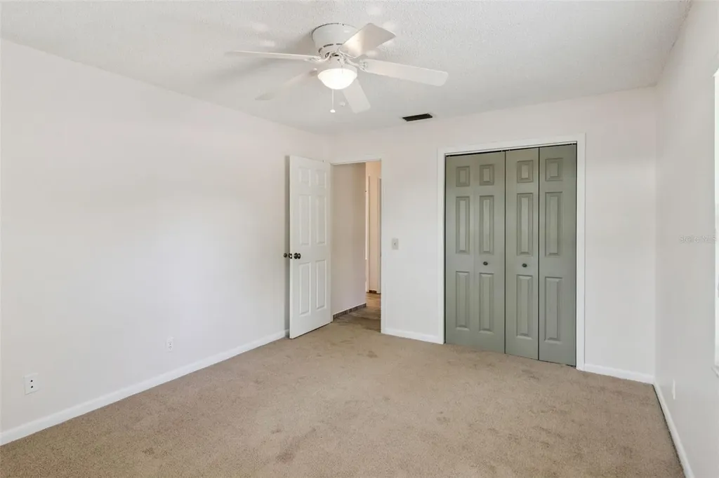 307 E Maple Street Davenport FL 33837