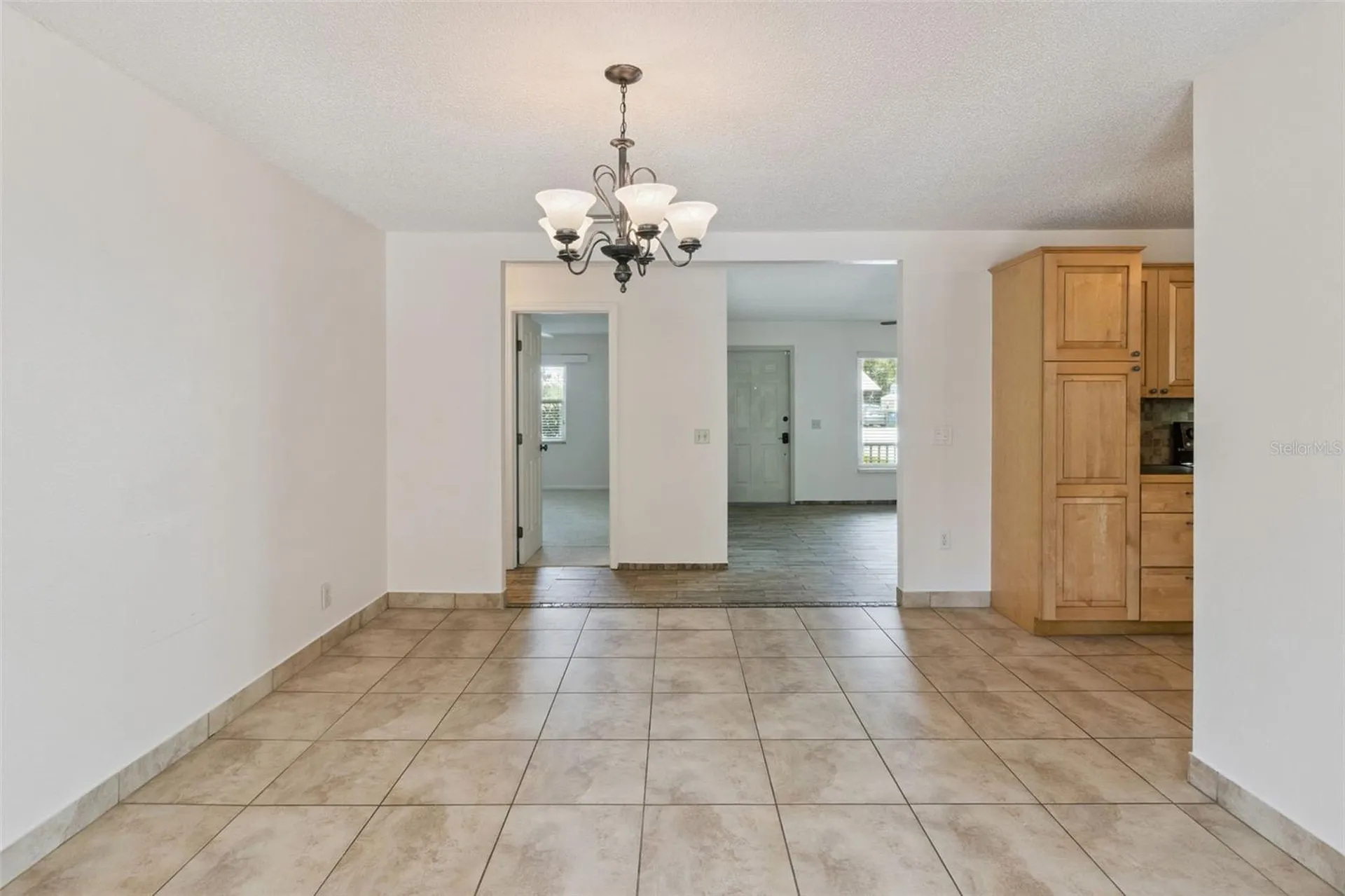 307 E Maple Street Davenport FL 33837