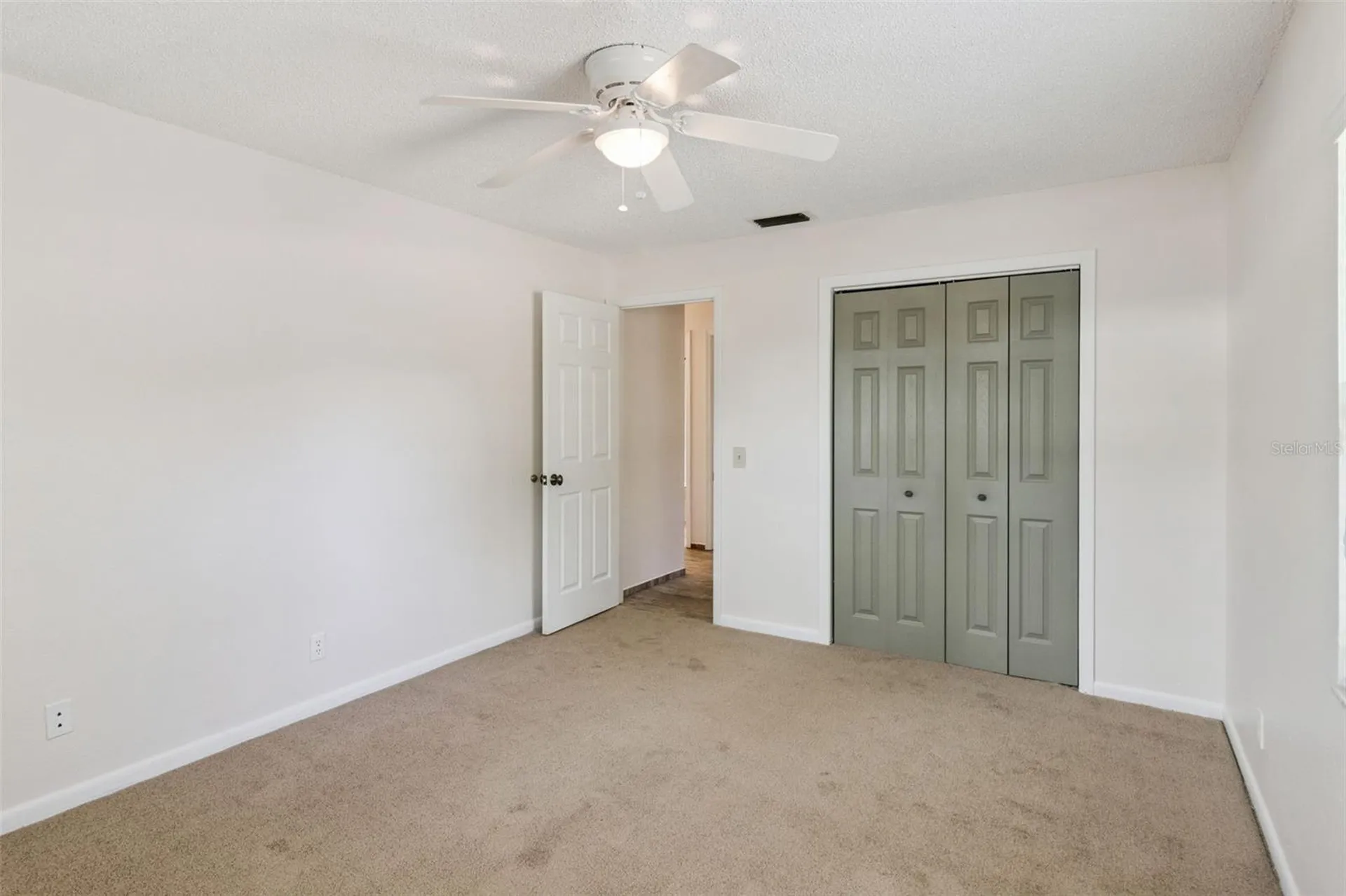 307 E Maple Street Davenport FL 33837