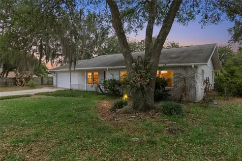 307 E Maple Street Davenport FL 33837