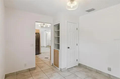 307 E Maple Street Davenport FL 33837