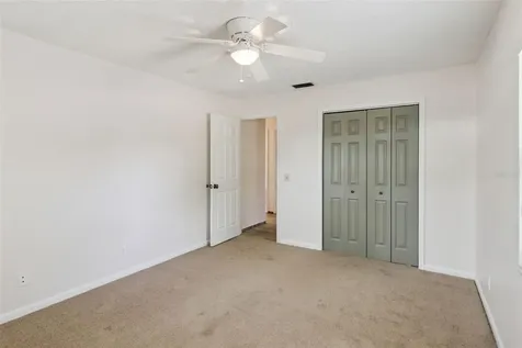 307 E Maple Street Davenport FL 33837