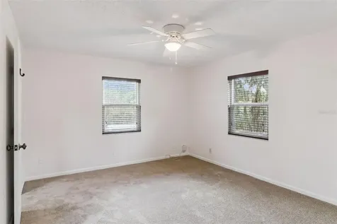 307 E Maple Street Davenport FL 33837