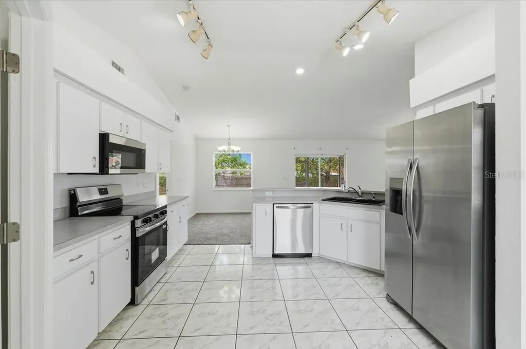 3221 Merlot Drive Lakeland FL 33811