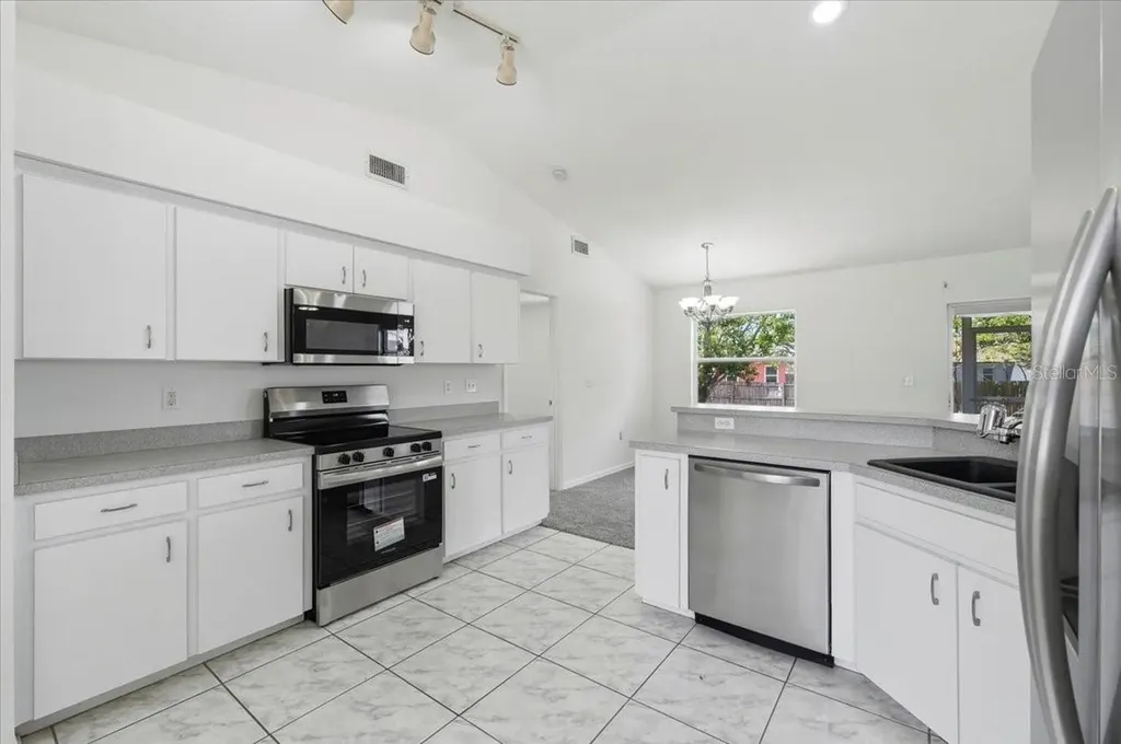 3221 Merlot Drive Lakeland FL 33811