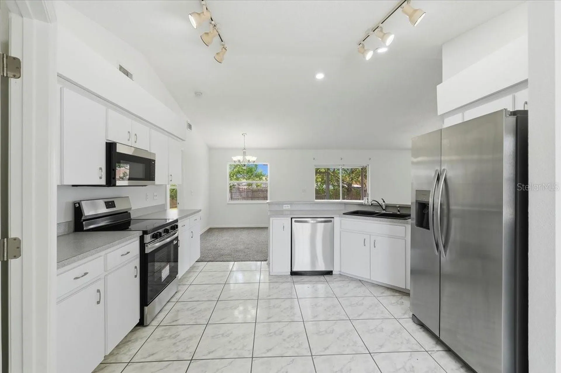 3221 Merlot Drive Lakeland FL 33811