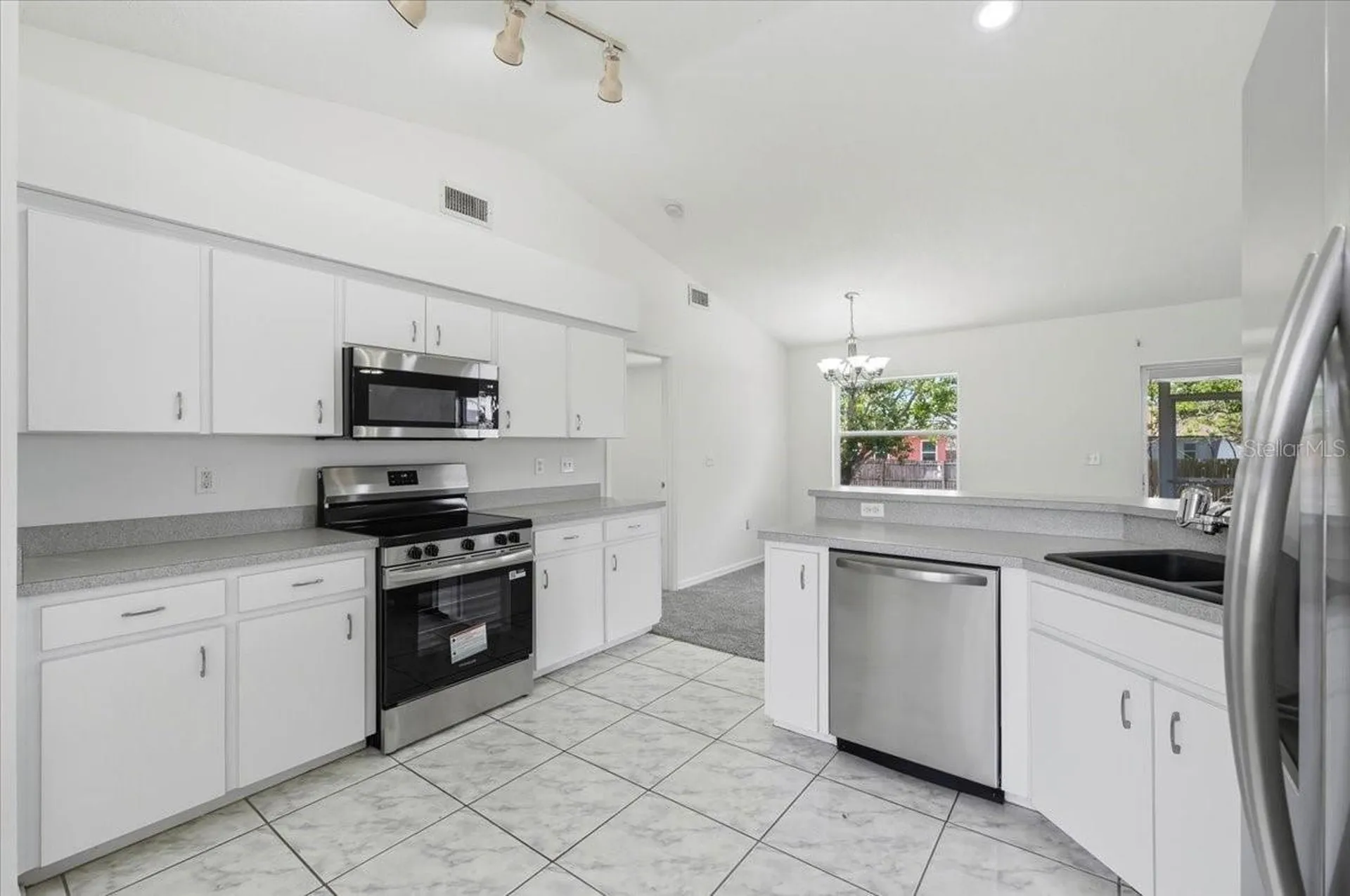 3221 Merlot Drive Lakeland FL 33811