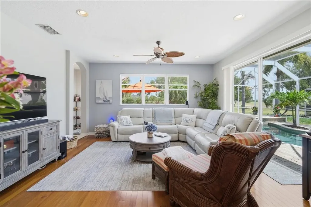 6210 Ikes Cabin Court Palmetto FL 34221