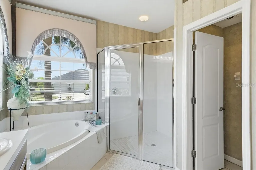 6210 Ikes Cabin Court Palmetto FL 34221