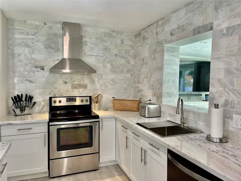 6312 S Lockwood Ridge Road Sarasota FL 34231