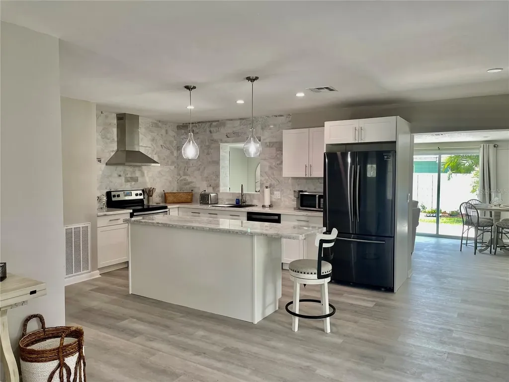 6312 S Lockwood Ridge Road Sarasota FL 34231