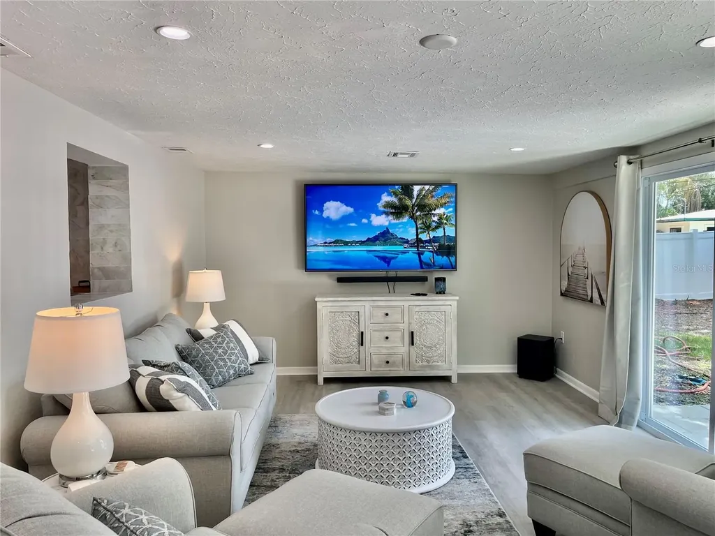 6312 S Lockwood Ridge Road Sarasota FL 34231