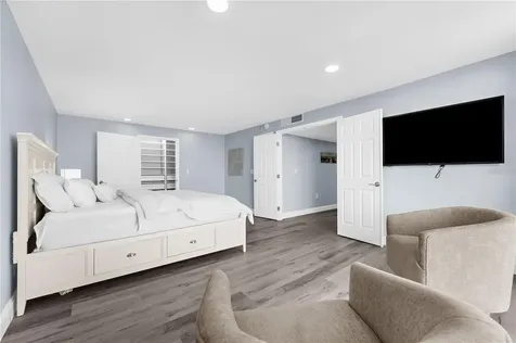 1380 Gulf Boulevard Clearwater Beach FL 33767