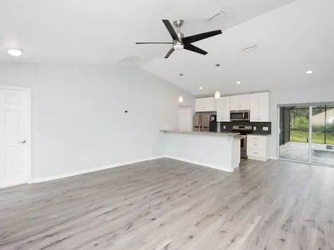 5498 Gadboys Avenue North Port FL 34291