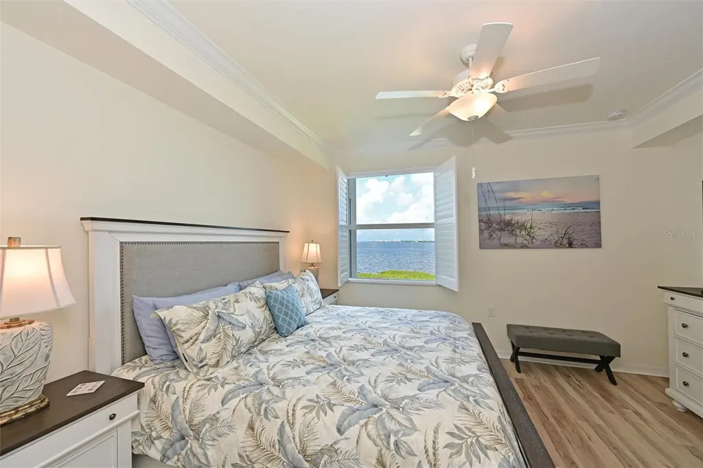 910 Tidewater Shores Loop Bradenton FL 34208