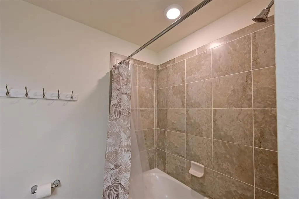 910 Tidewater Shores Loop Bradenton FL 34208