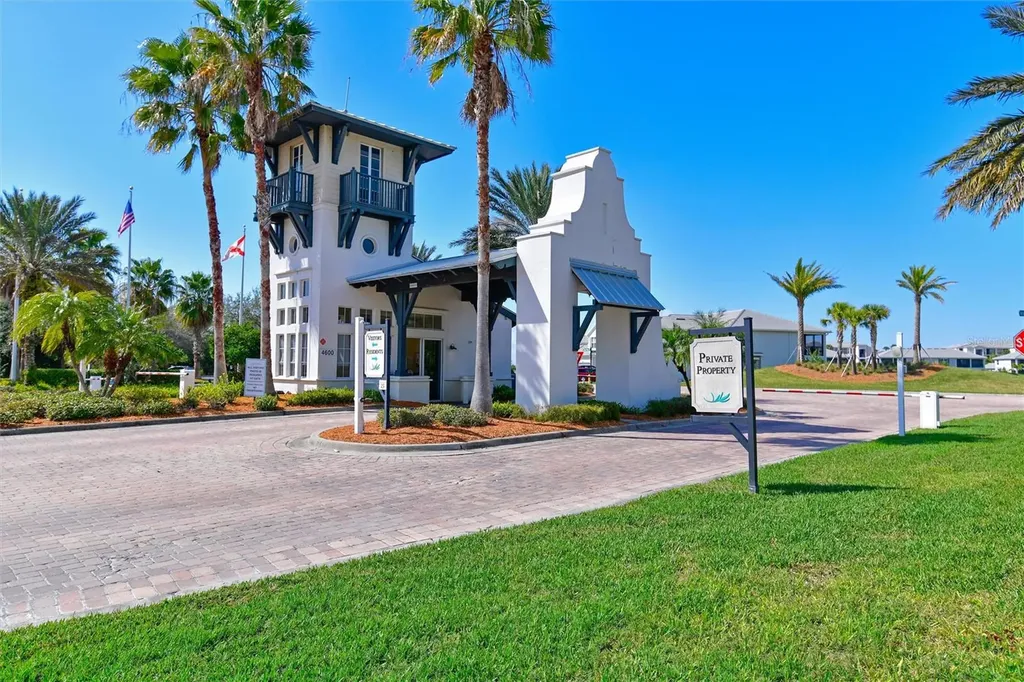 910 Tidewater Shores Loop Bradenton FL 34208