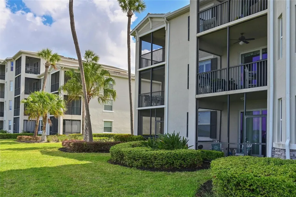 910 Tidewater Shores Loop Bradenton FL 34208