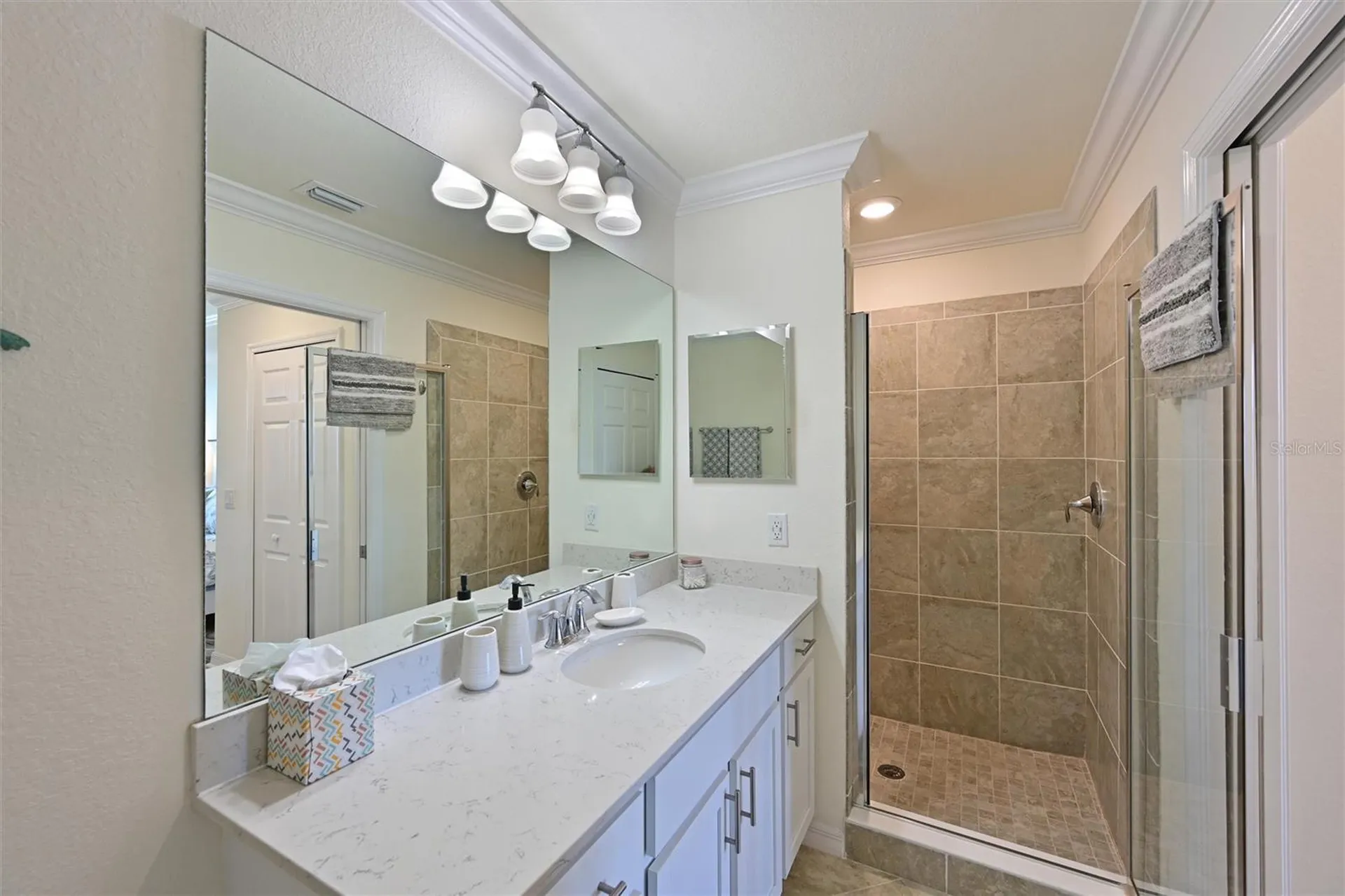 910 Tidewater Shores Loop Bradenton FL 34208