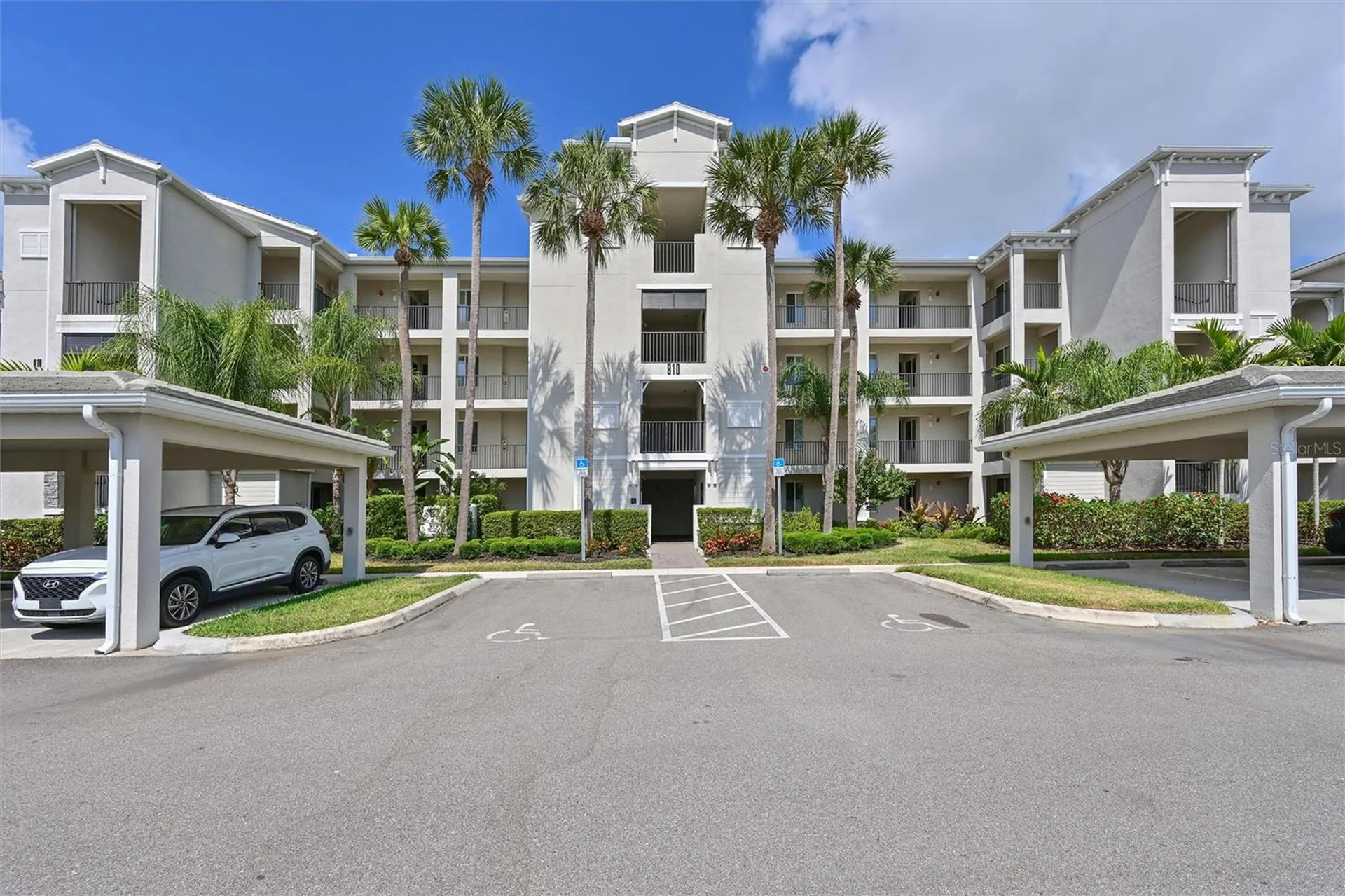 910 Tidewater Shores Loop Bradenton FL 34208