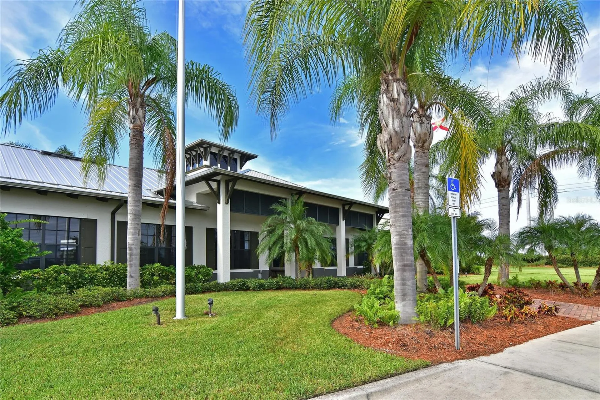 910 Tidewater Shores Loop Bradenton FL 34208