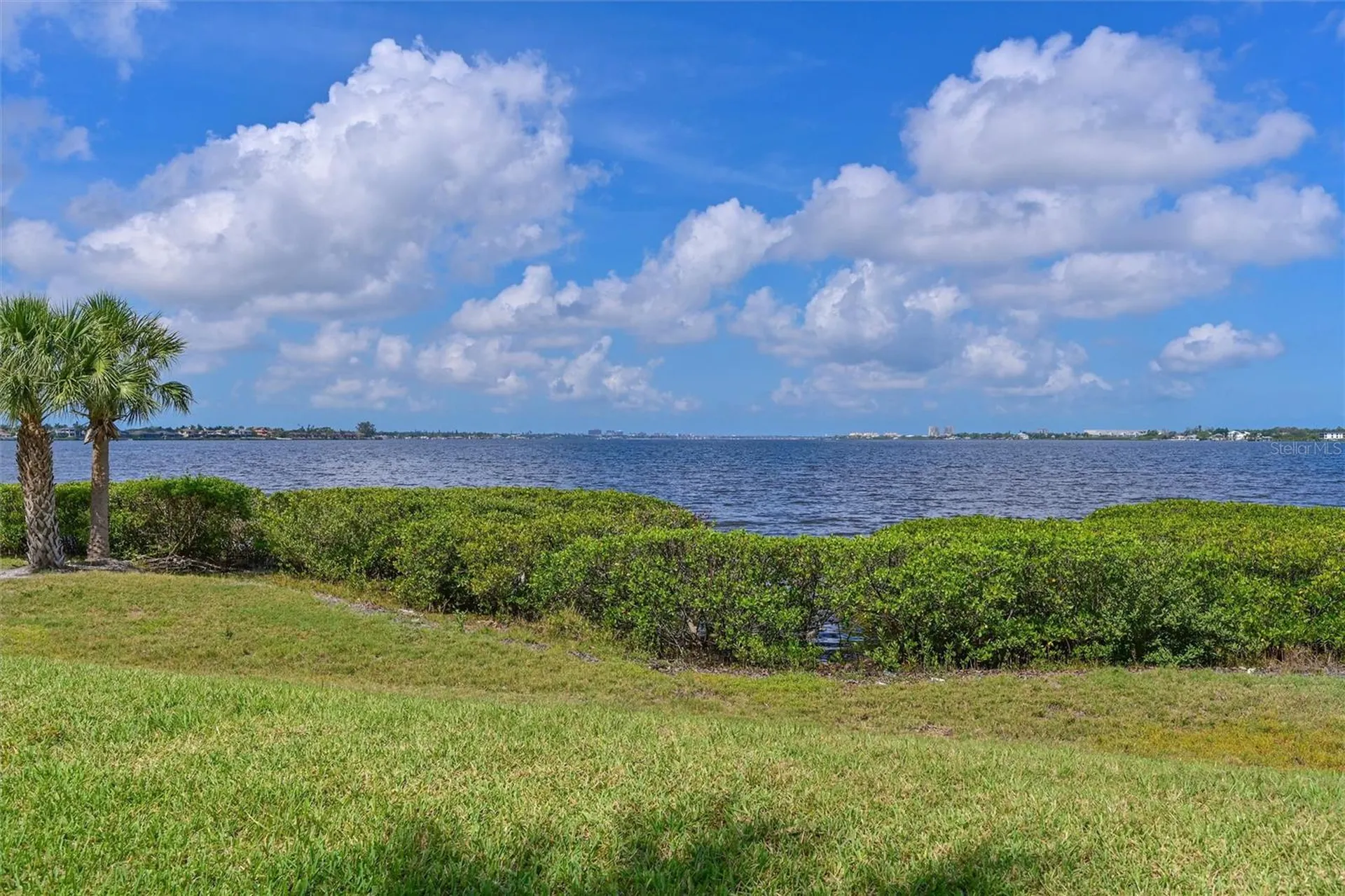 910 Tidewater Shores Loop Bradenton FL 34208