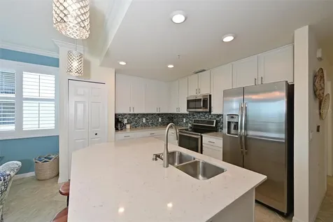 910 Tidewater Shores Loop Bradenton FL 34208