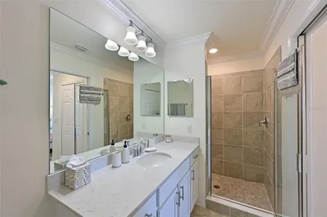 910 Tidewater Shores Loop Bradenton FL 34208