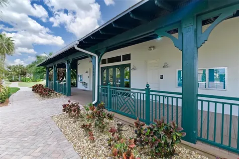 910 Tidewater Shores Loop Bradenton FL 34208