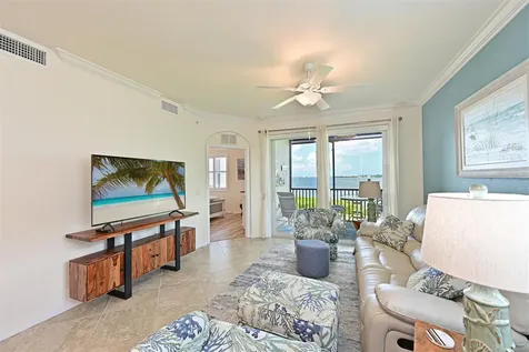 910 Tidewater Shores Loop Bradenton FL 34208