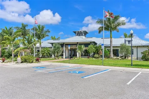 910 Tidewater Shores Loop Bradenton FL 34208