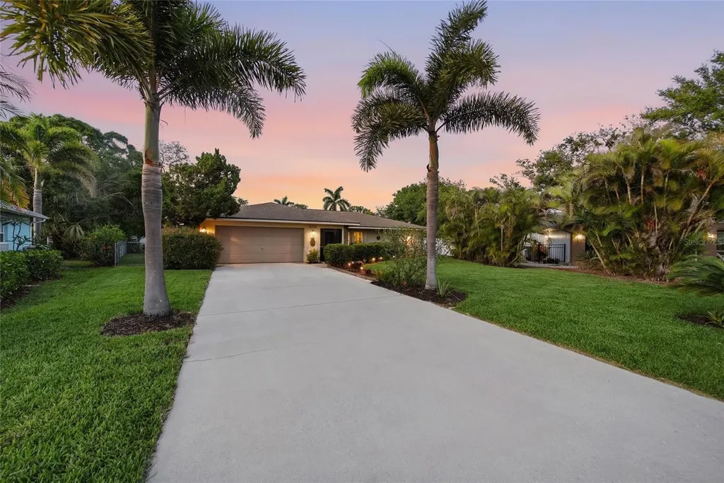 8304 12th Avenue Drive NW Bradenton FL 34209