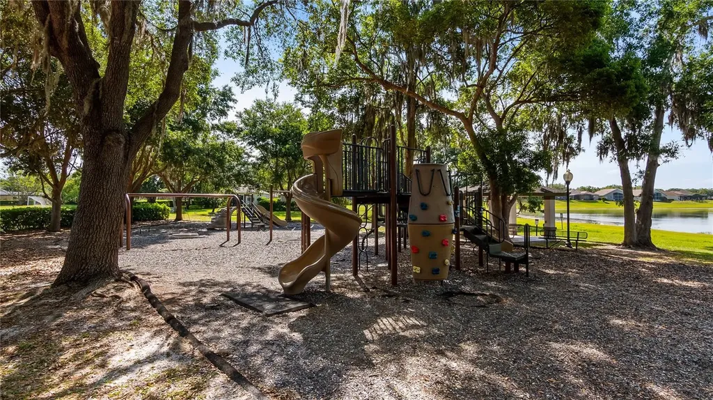693 Stonefield Loop Lake Mary FL 32746
