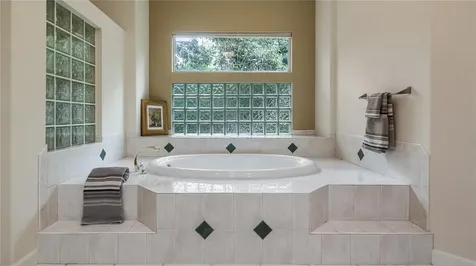 693 Stonefield Loop Lake Mary FL 32746