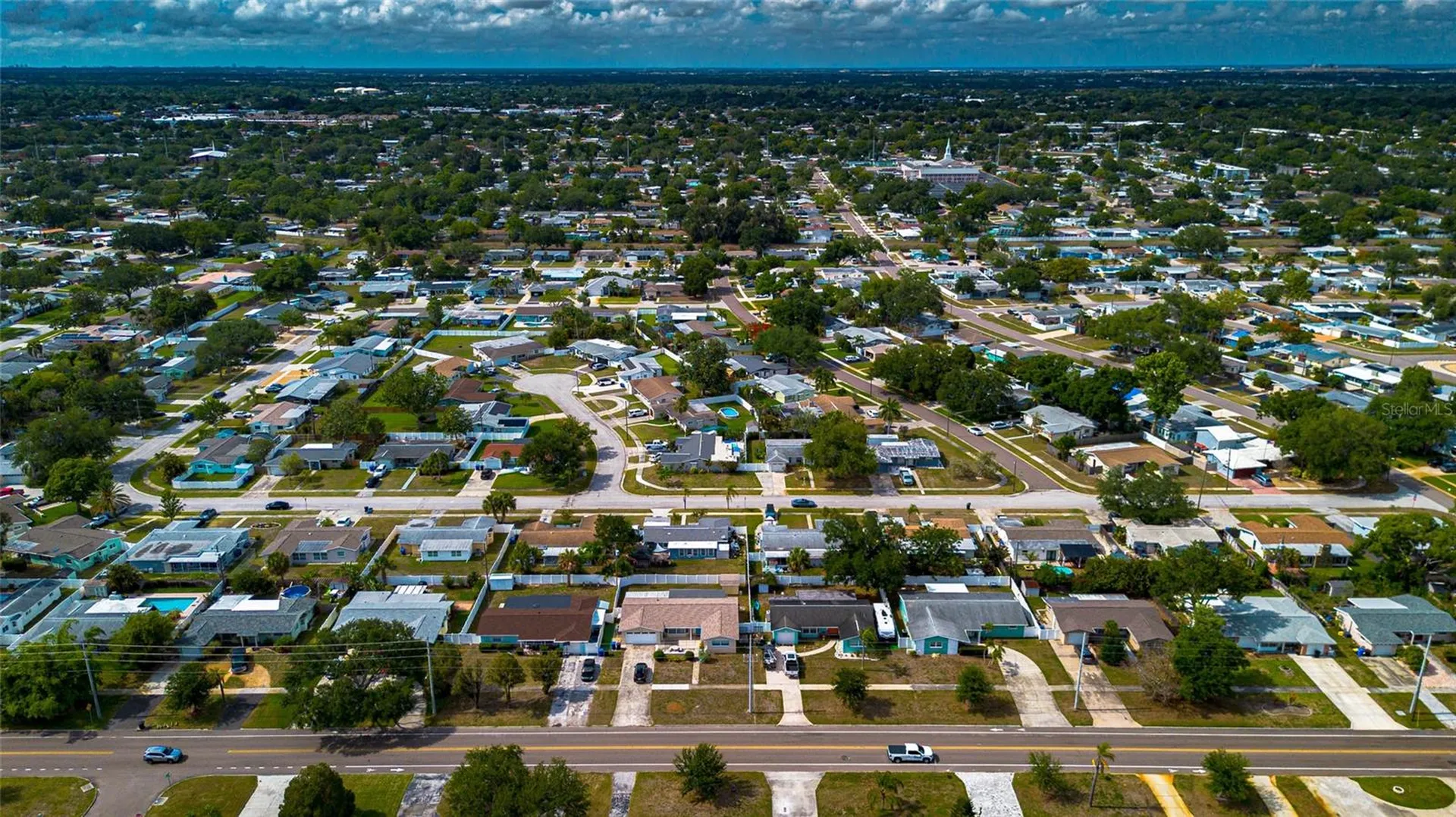 6074 28th Avenue N St Petersburg FL 33710